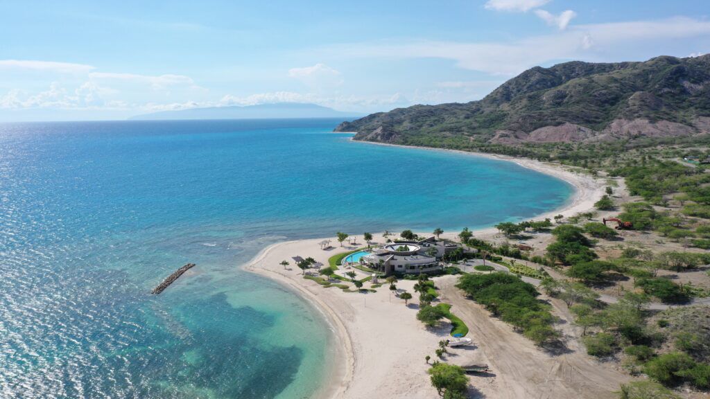 Puntarena, Baní — Vista aérea
